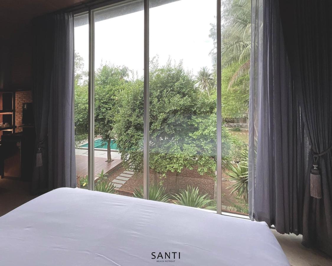 Santi Beach Retreat Chumphon Buitenkant foto